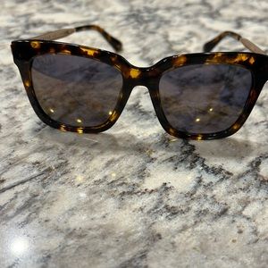 DIFF eyewear. BELLA tortoise sunglasses